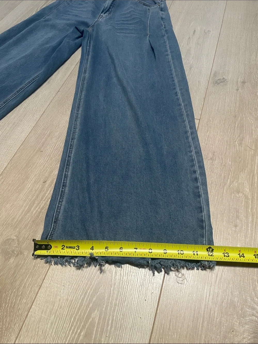 EASEL Wide-Leg Flared light weight Jeans- with some stretch - Picture 5 of 7